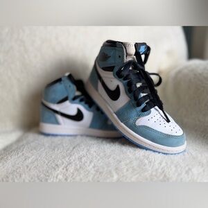 Nike Kids' Sneakers - Black, Blue, and White